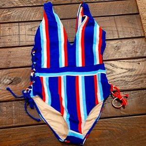 NWT Cupshe Stripe Deep V One Piece Large